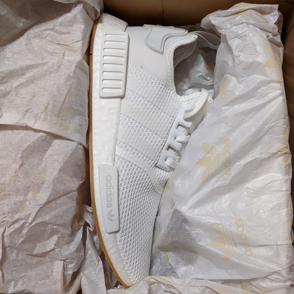 NWT adidas NMD_R1 All White Running Workout Shoes - Picture 6 of 7